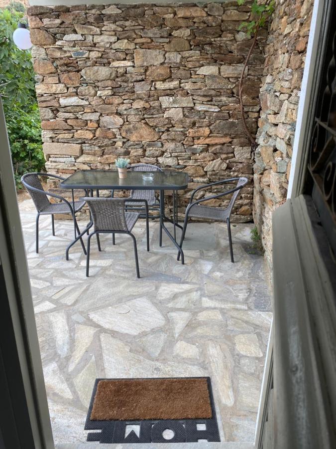 Amnia Agios Romanos Exterior foto